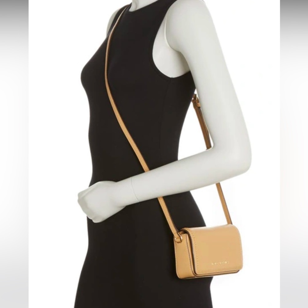 Marc Jacobs Tan Leather Crossbody Bag - Picture 7 of 10